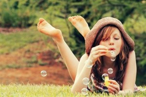 bubbles-girl-happiness-nature